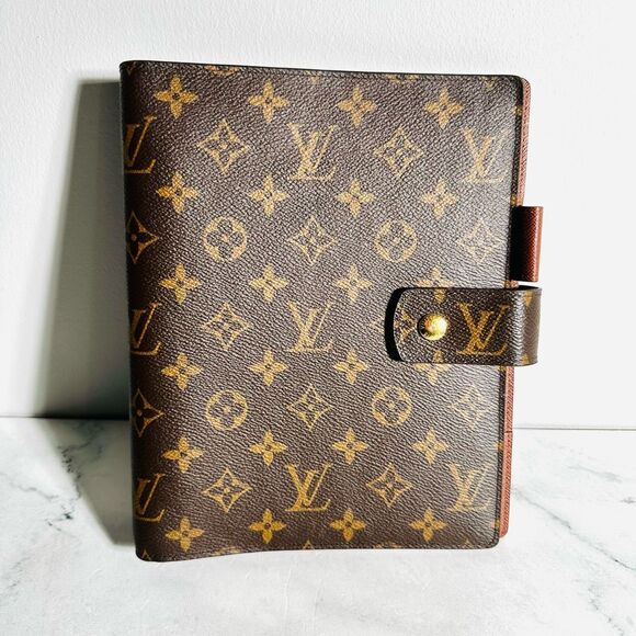 Louis Vuitton Agenda GM - Picture 1 of 13